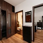 Apartment 2-room With Garage And Air Conditioning In The Center Krakau