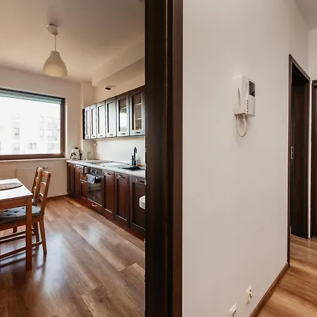 2-room With Garage And Air Conditioning In The Center Krakau