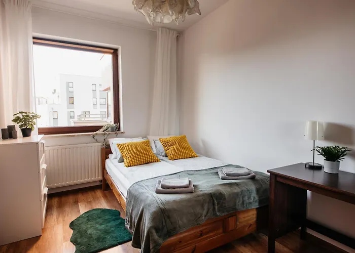 2-room With Garage And Air Conditioning In The Center דירה