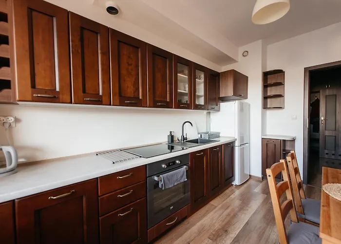 2-room With Garage And Air Conditioning In The Center