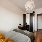 2-room With Garage And Air Conditioning In The Center *