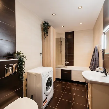 2-room With Garage And Air Conditioning In The Center * Cracovia